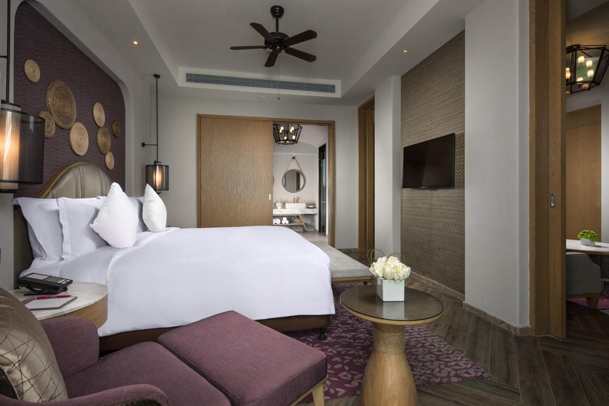 Crowne Plaza Qingdaoorientalmoviemetropolis By Ihg Hotel Buitenkant foto
