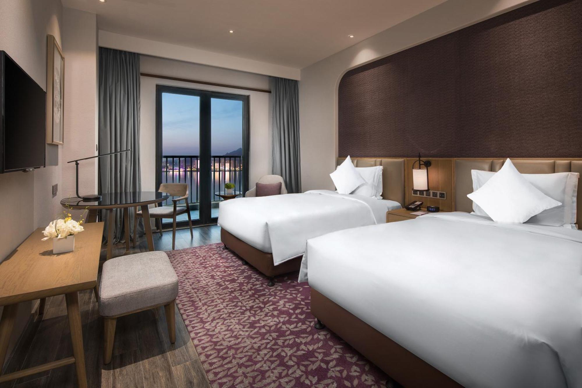 Crowne Plaza Qingdaoorientalmoviemetropolis By Ihg Hotel Buitenkant foto