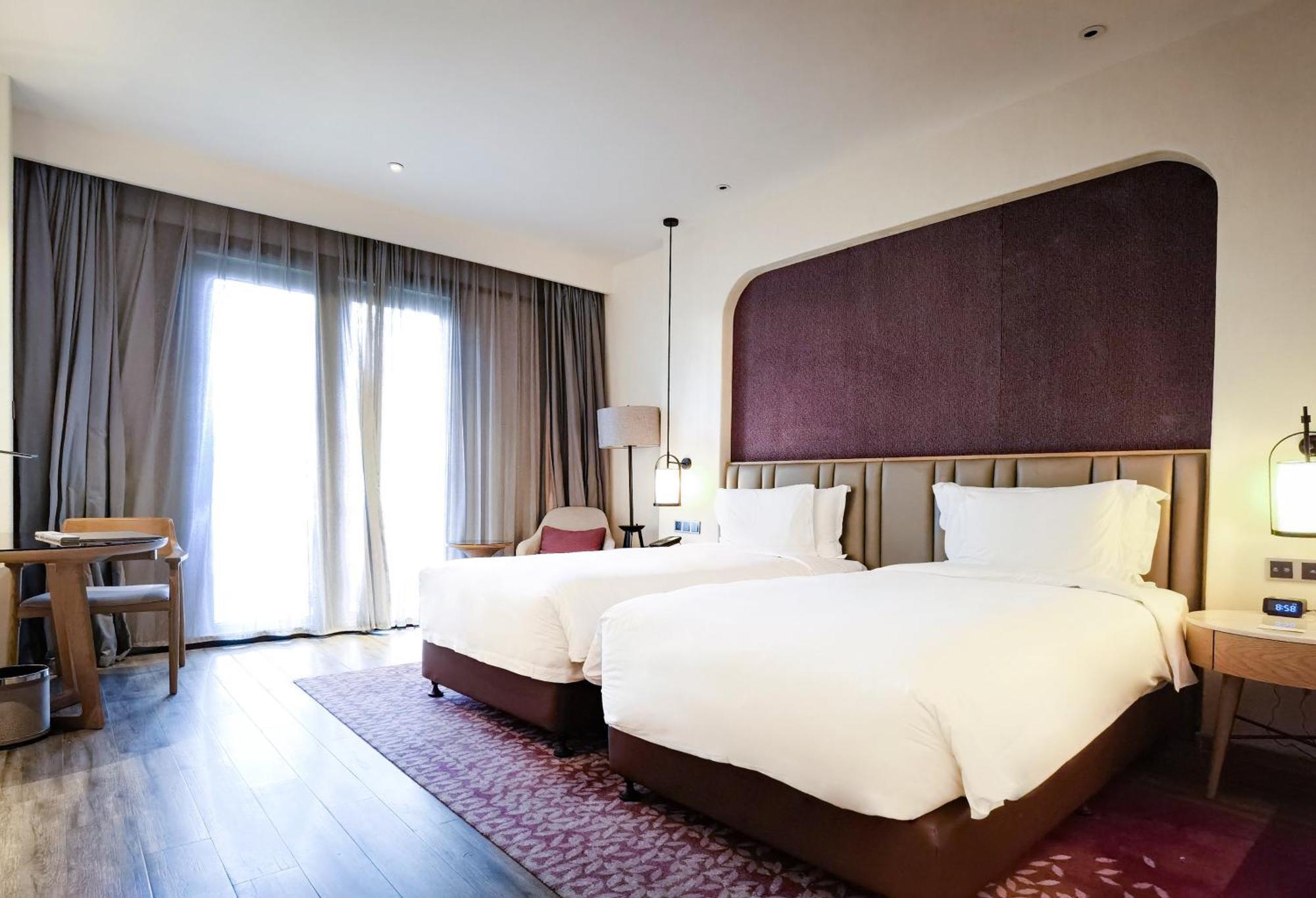 Crowne Plaza Qingdaoorientalmoviemetropolis By Ihg Hotel Buitenkant foto