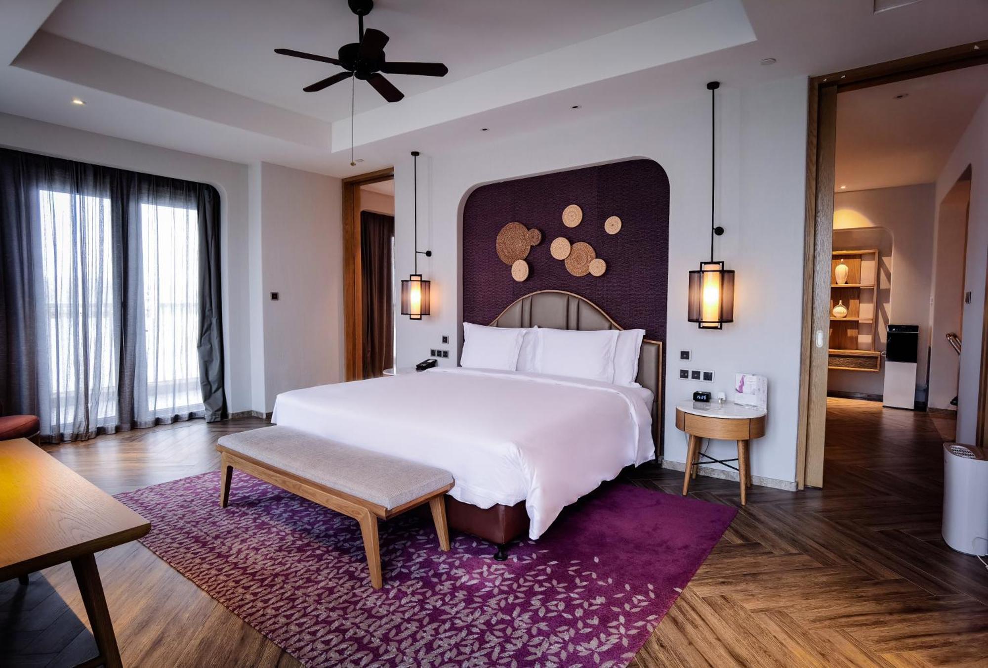 Crowne Plaza Qingdaoorientalmoviemetropolis By Ihg Hotel Buitenkant foto