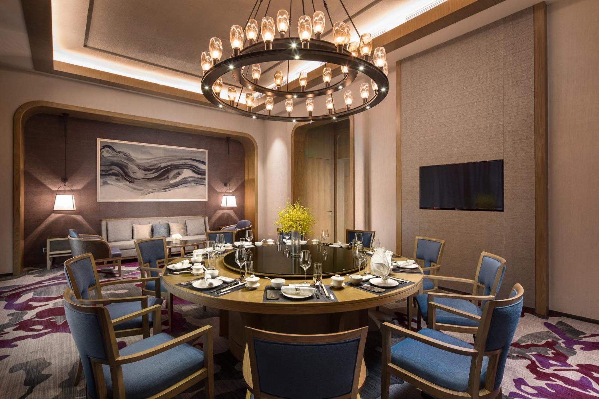 Crowne Plaza Qingdaoorientalmoviemetropolis By Ihg Hotel Buitenkant foto