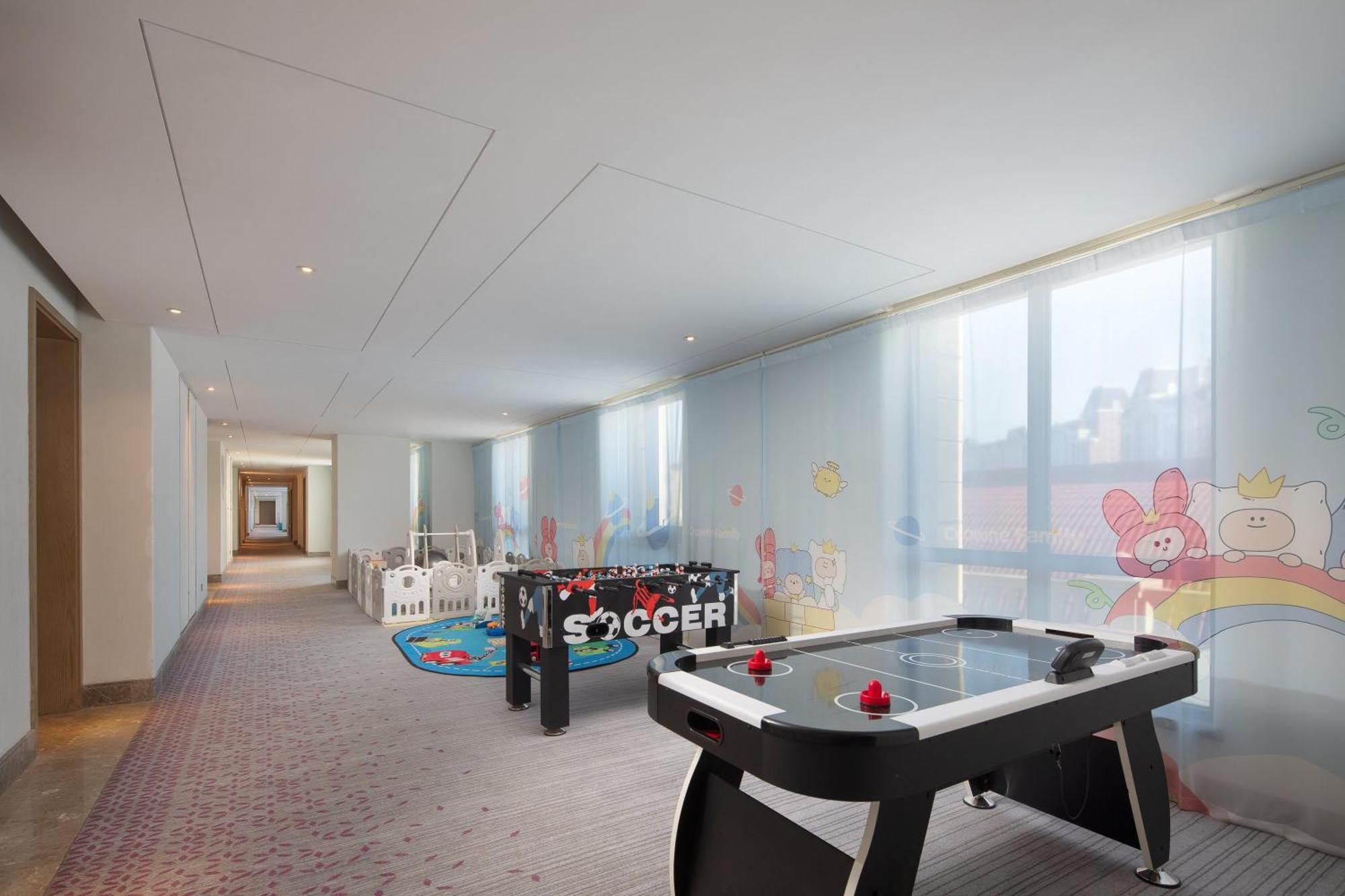 Crowne Plaza Qingdaoorientalmoviemetropolis By Ihg Hotel Buitenkant foto