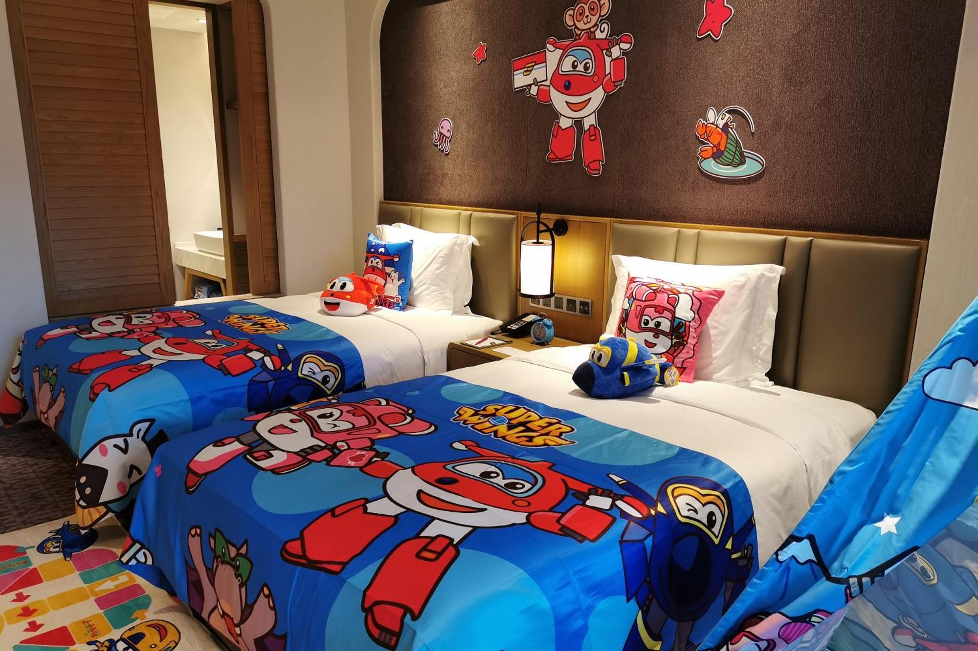 Crowne Plaza Qingdaoorientalmoviemetropolis By Ihg Hotel Buitenkant foto