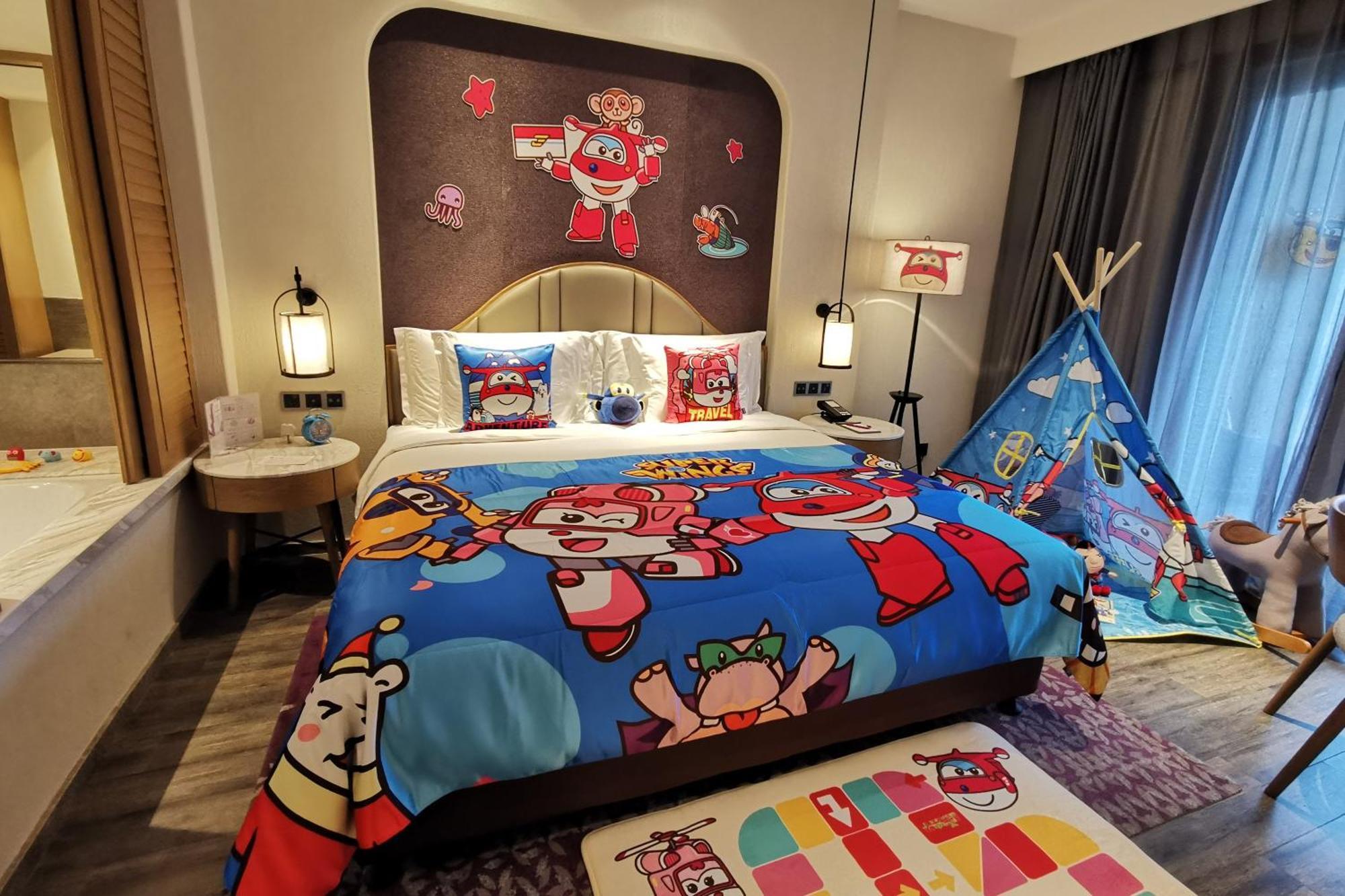 Crowne Plaza Qingdaoorientalmoviemetropolis By Ihg Hotel Buitenkant foto